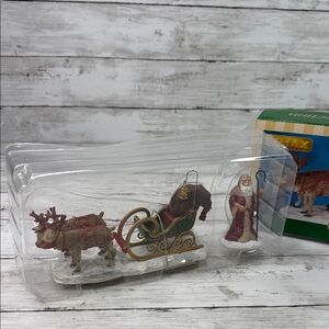 Lemax FATHER CHRISTMAS table accent Sleigh Reindeer Village accessory